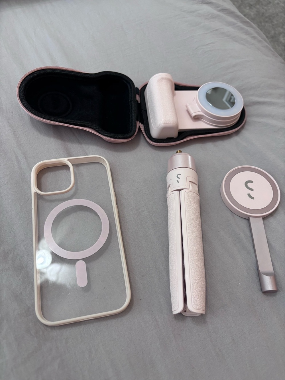 SnapGrip Camera MagSafe-Compatible Phone Accessories Kit — Pink